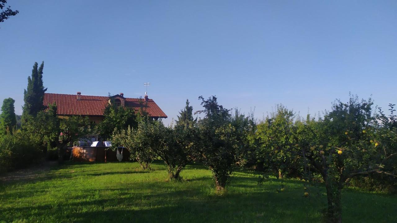 B&B Naturin - Cascina Colombaro Lauriano ภายนอก รูปภาพ