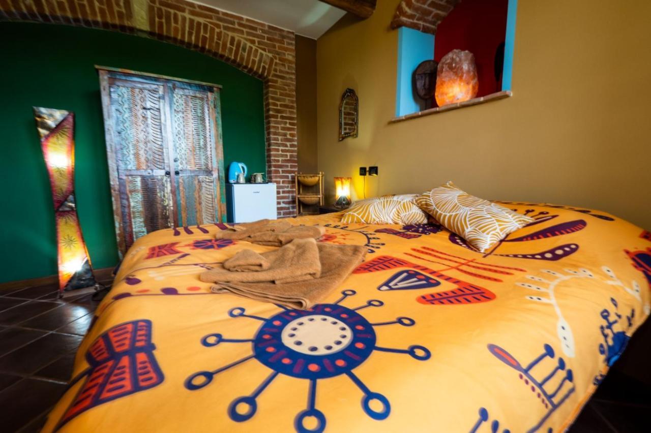 B&B Naturin - Cascina Colombaro Lauriano ภายนอก รูปภาพ